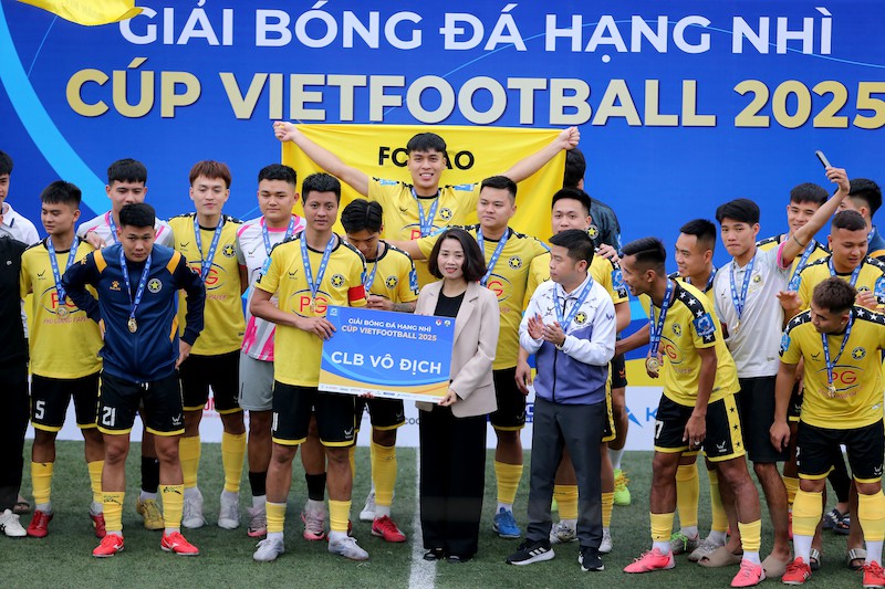 Bế mạc HL2-S7: FC Sao lần thứ hai lên ngôi vô địch Giải hạng Nhì